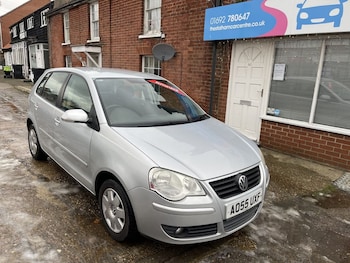 Used Volkswagen Polo 2005 for sale - 77133172: Photo