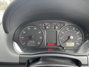 Used Volkswagen Polo 2005 for sale - 77133172: Photo