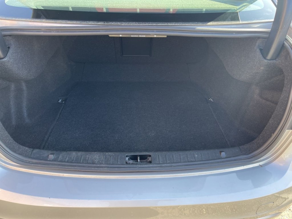 Used Volvo S60 2011 for sale - 77765132: Photo 15