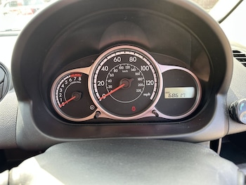 Used Mazda Mazda2 2014 for sale - 75503225: Photo