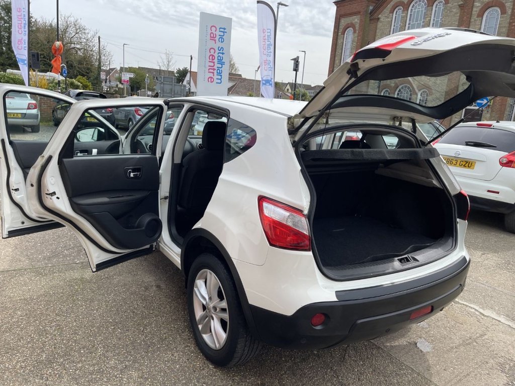 Used Nissan Qashqai 2012 for sale - 78181479: Photo 11