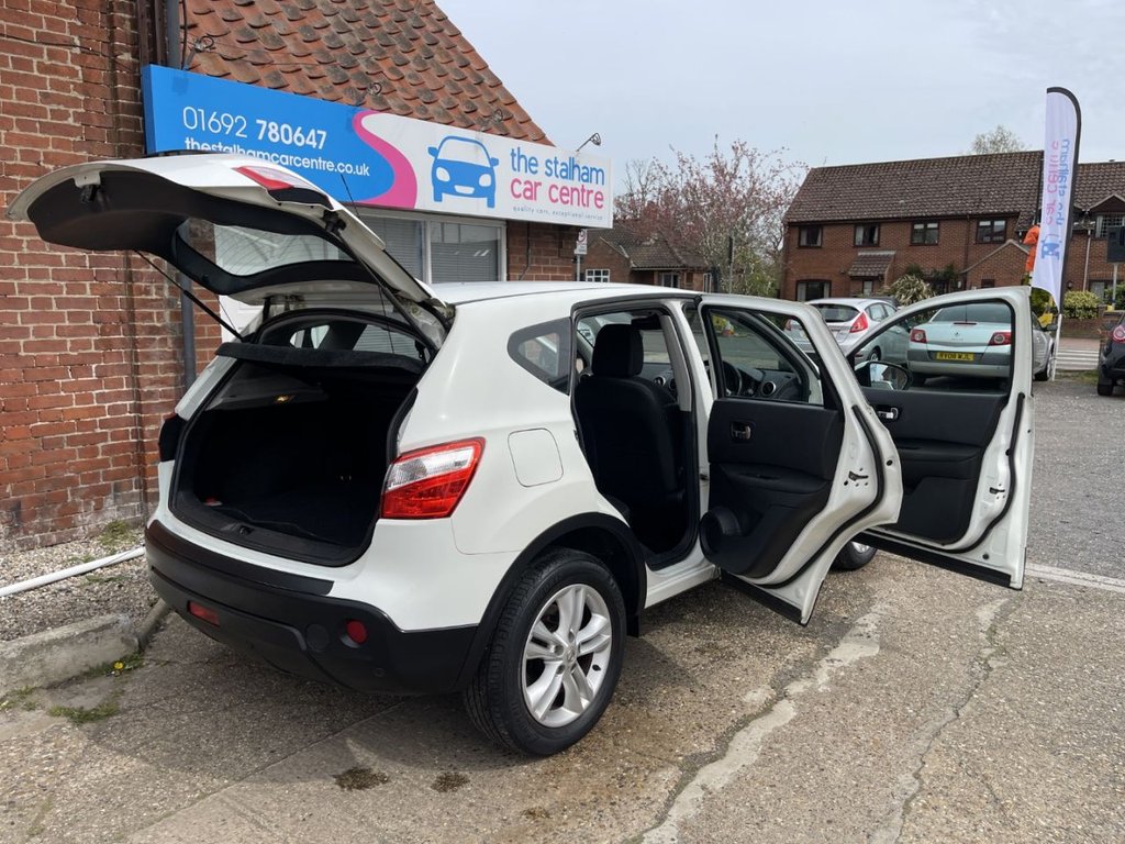 Used Nissan Qashqai 2012 for sale - 78181479: Photo 9