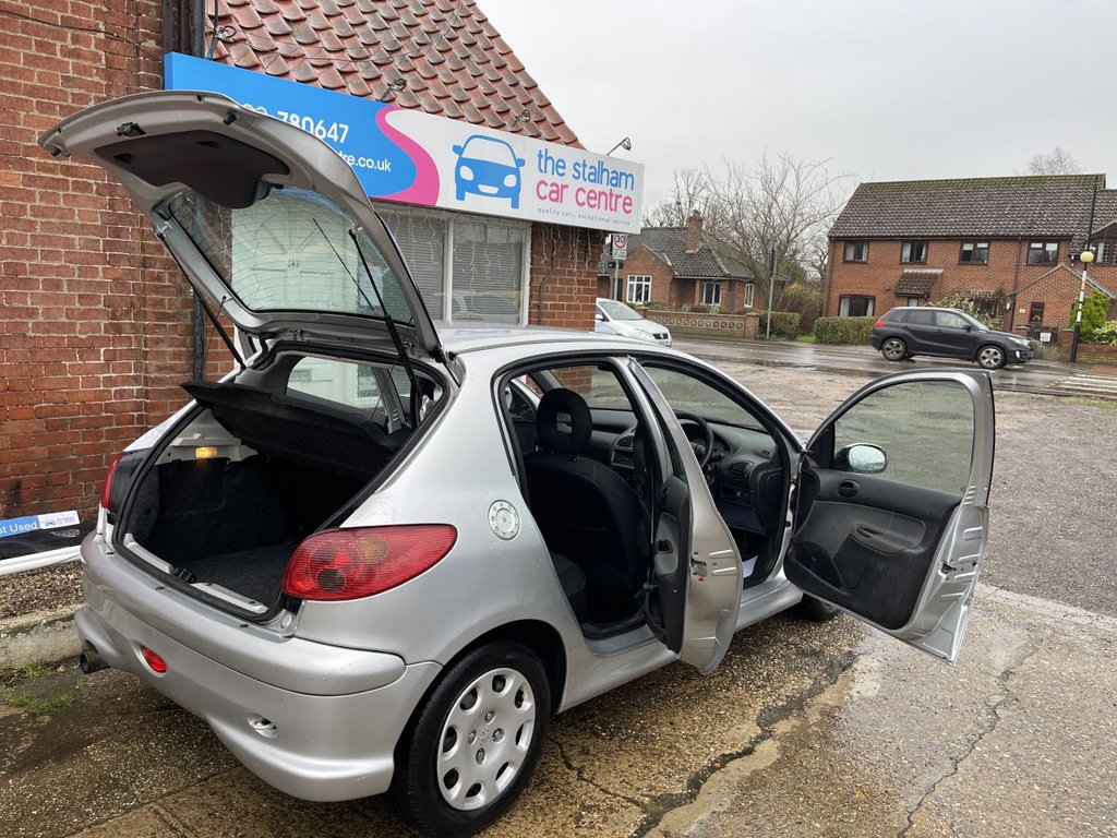 Used Peugeot 206 2008 for sale - 77263772: Photo 9