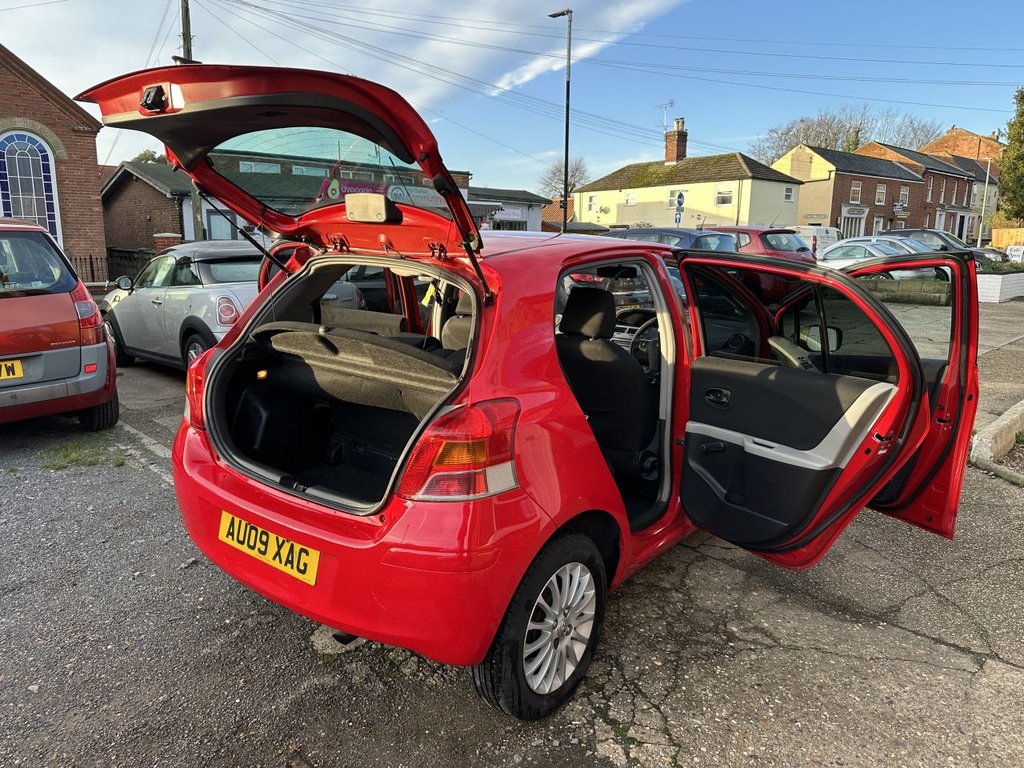 Used Toyota Yaris 2009 for sale - 77007563: Photo 17