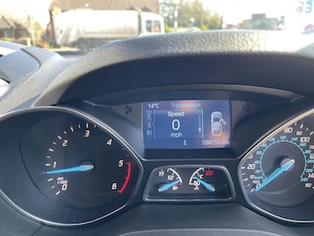 Used Ford Kuga 2015 for sale - 77765391: Photo