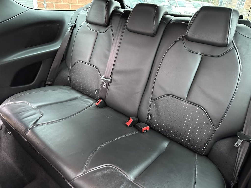 Used Citroen DS3 2014 for sale - 76820920: Photo 11