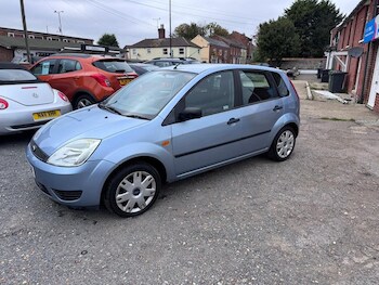 Used Ford Fiesta 2005 for sale - 77313679: Photo