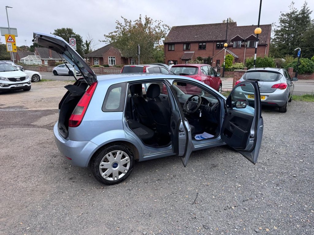 Used Ford Fiesta 2005 for sale - 77313679: Photo 7