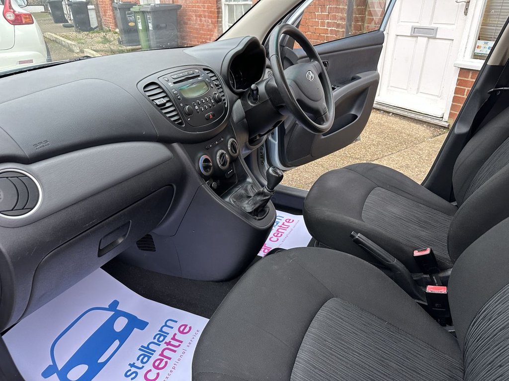 Used Hyundai i10 2011 for sale - 76821025: Photo 11