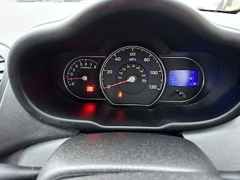 Used Hyundai i10 2011 for sale - 76821025: Photo