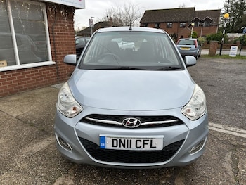 Used Hyundai i10 2011 for sale - 76821025: Photo
