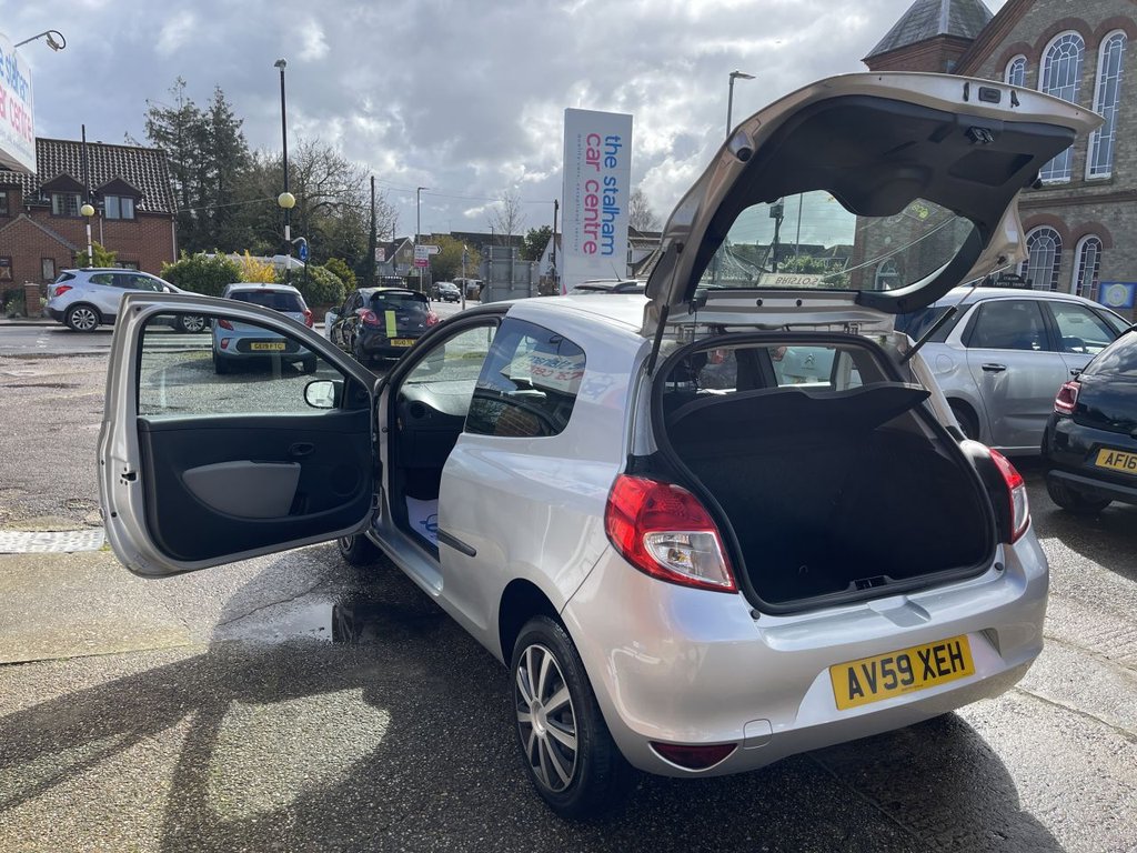 Used Renault Clio 2009 for sale - 78030854: Photo 11