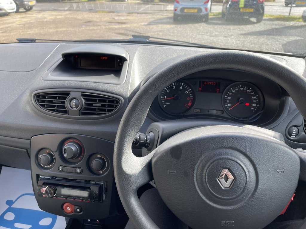 Used Renault Clio 2009 for sale - 78030854: Photo 17