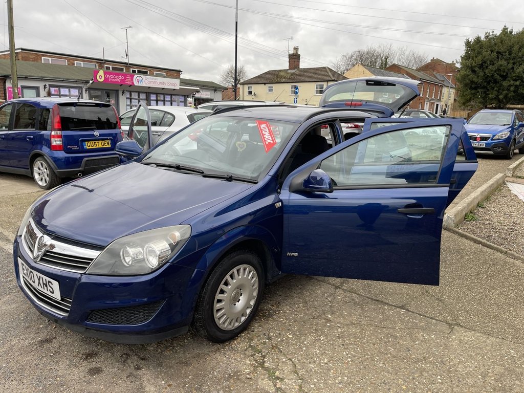 Used Vauxhall Astra 2010 for sale - 77693005: Photo 13