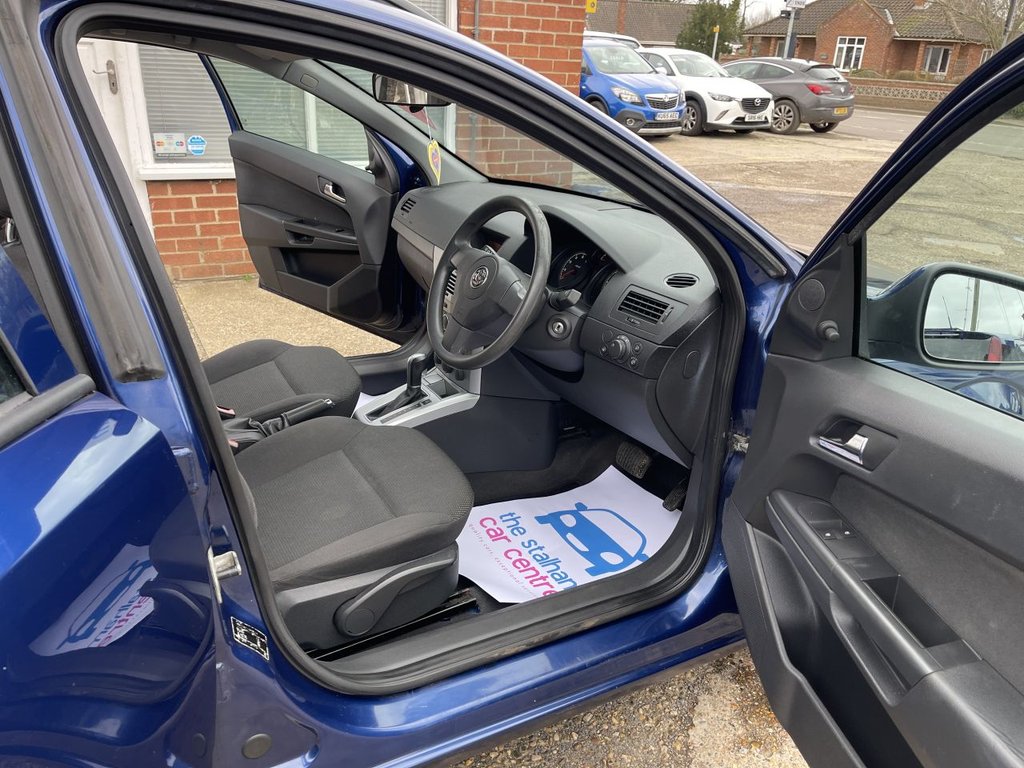 Used Vauxhall Astra 2010 for sale - 77693005: Photo 14