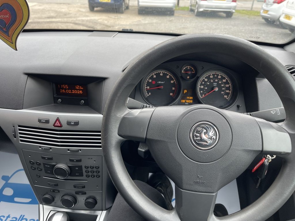Used Vauxhall Astra 2010 for sale - 77693005: Photo 19