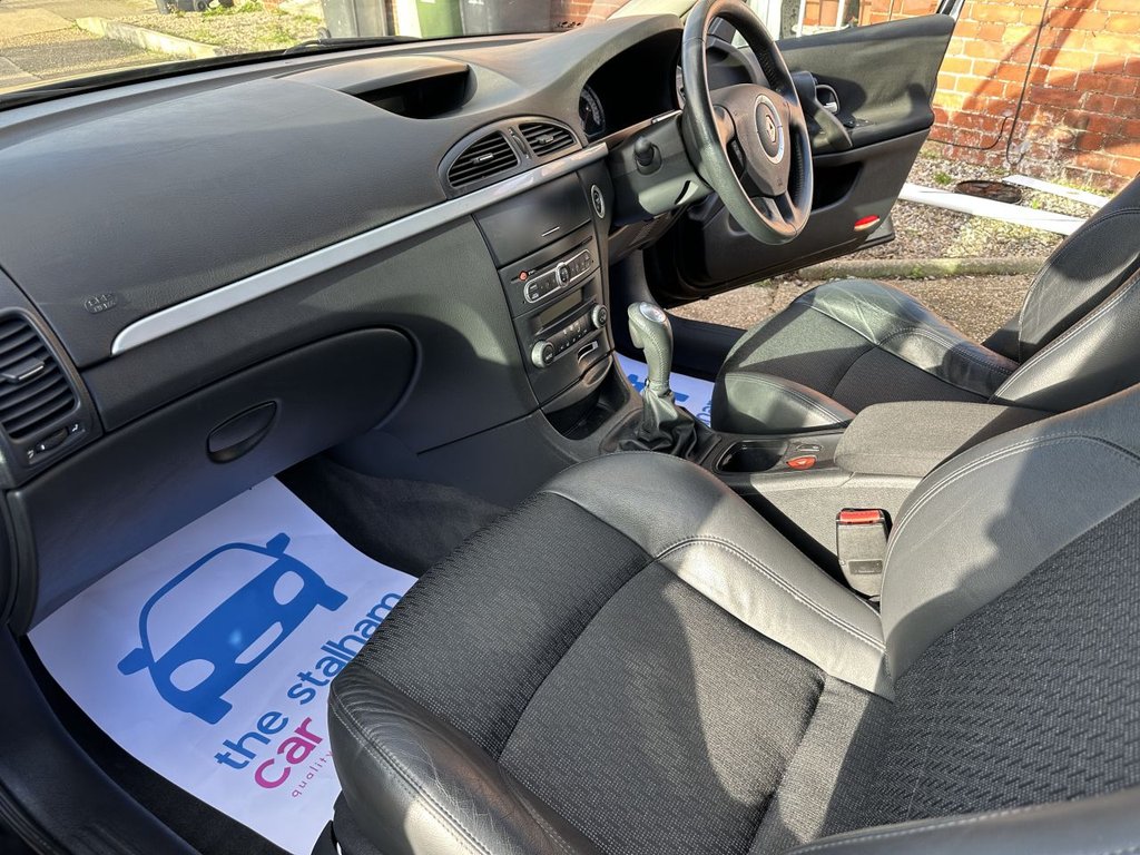 Used Renault Laguna 2007 for sale - 76901179: Photo 13