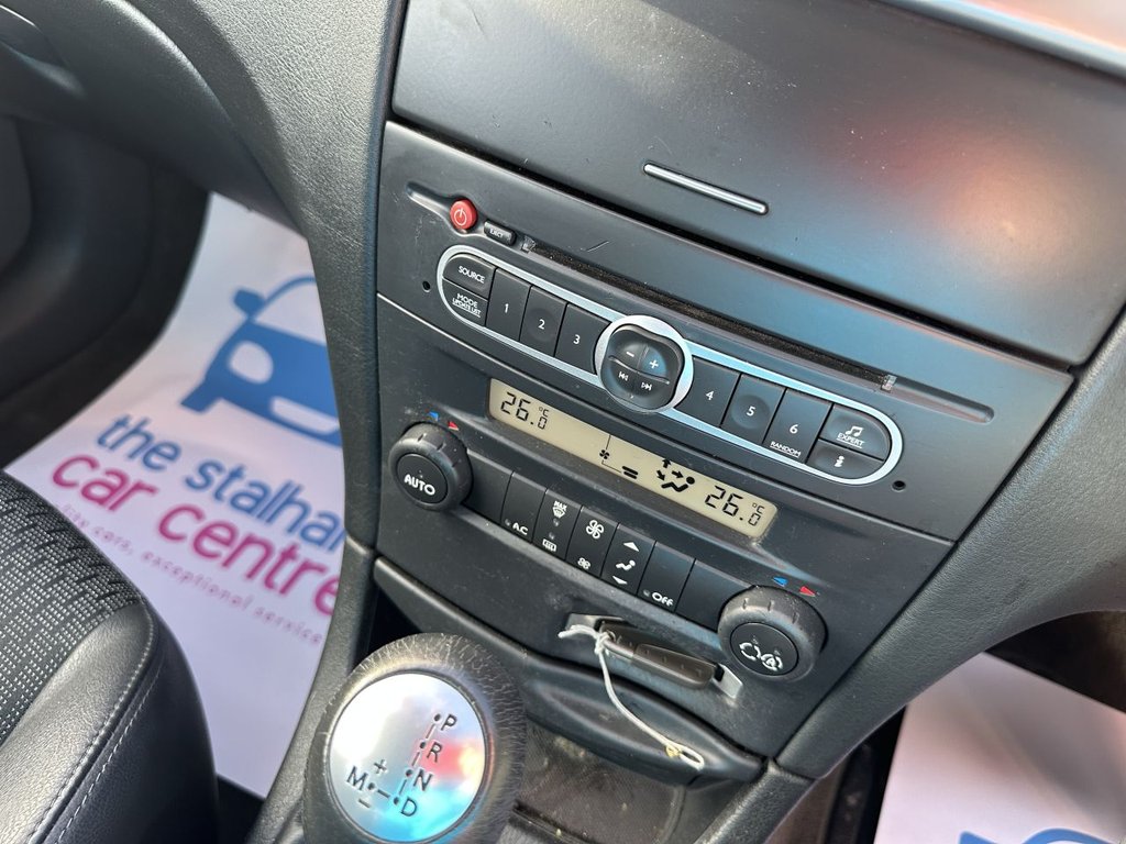 Used Renault Laguna 2007 for sale - 76901179: Photo 21