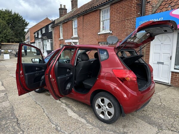 Used Kia Venga 2014 for sale - 76173131: Photo 16