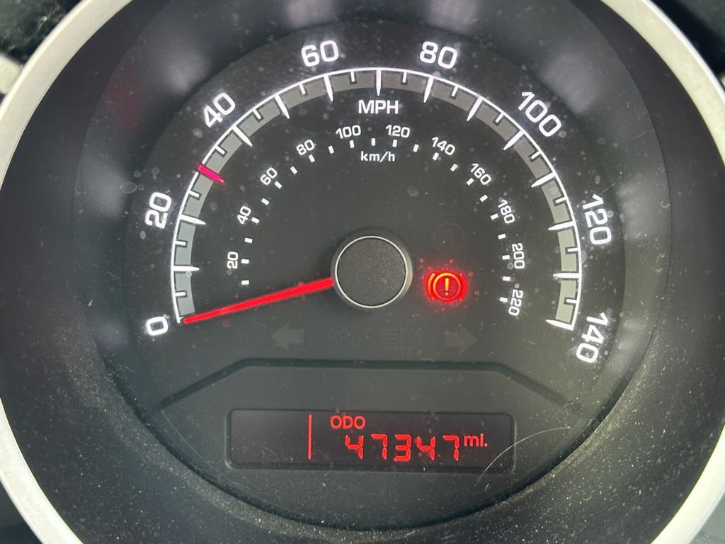 Used Kia Venga 2014 for sale - 76173131: Photo 2