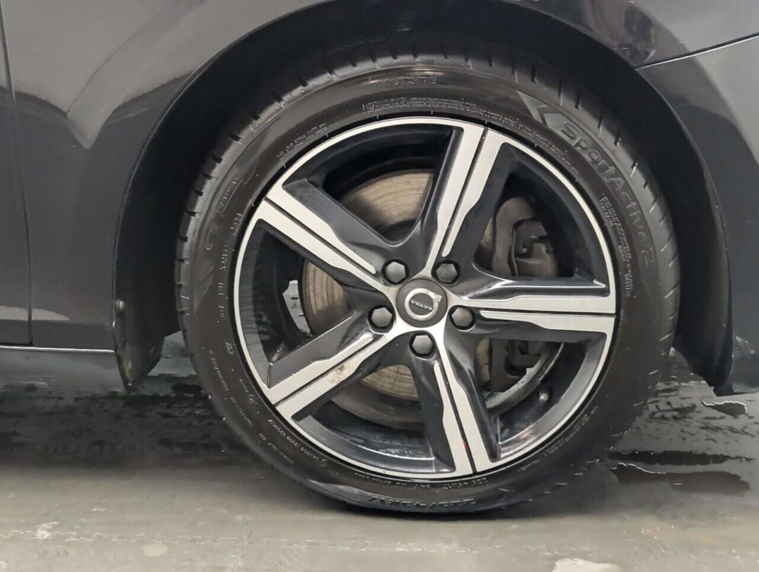 Used Volvo V40 2019 for sale - 77713975: Photo 10