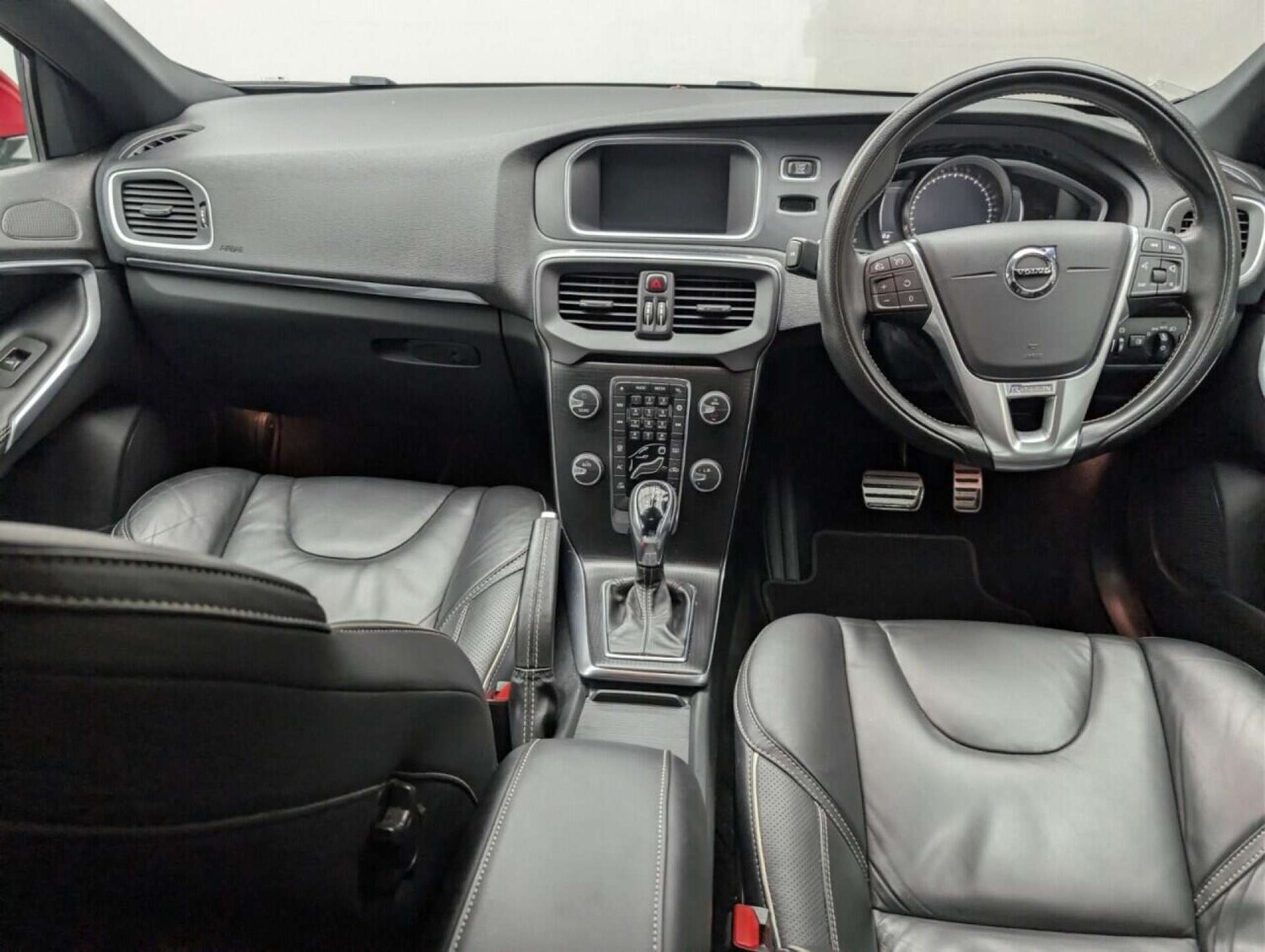 Used Volvo V40 2019 for sale - 77713975: Photo 22