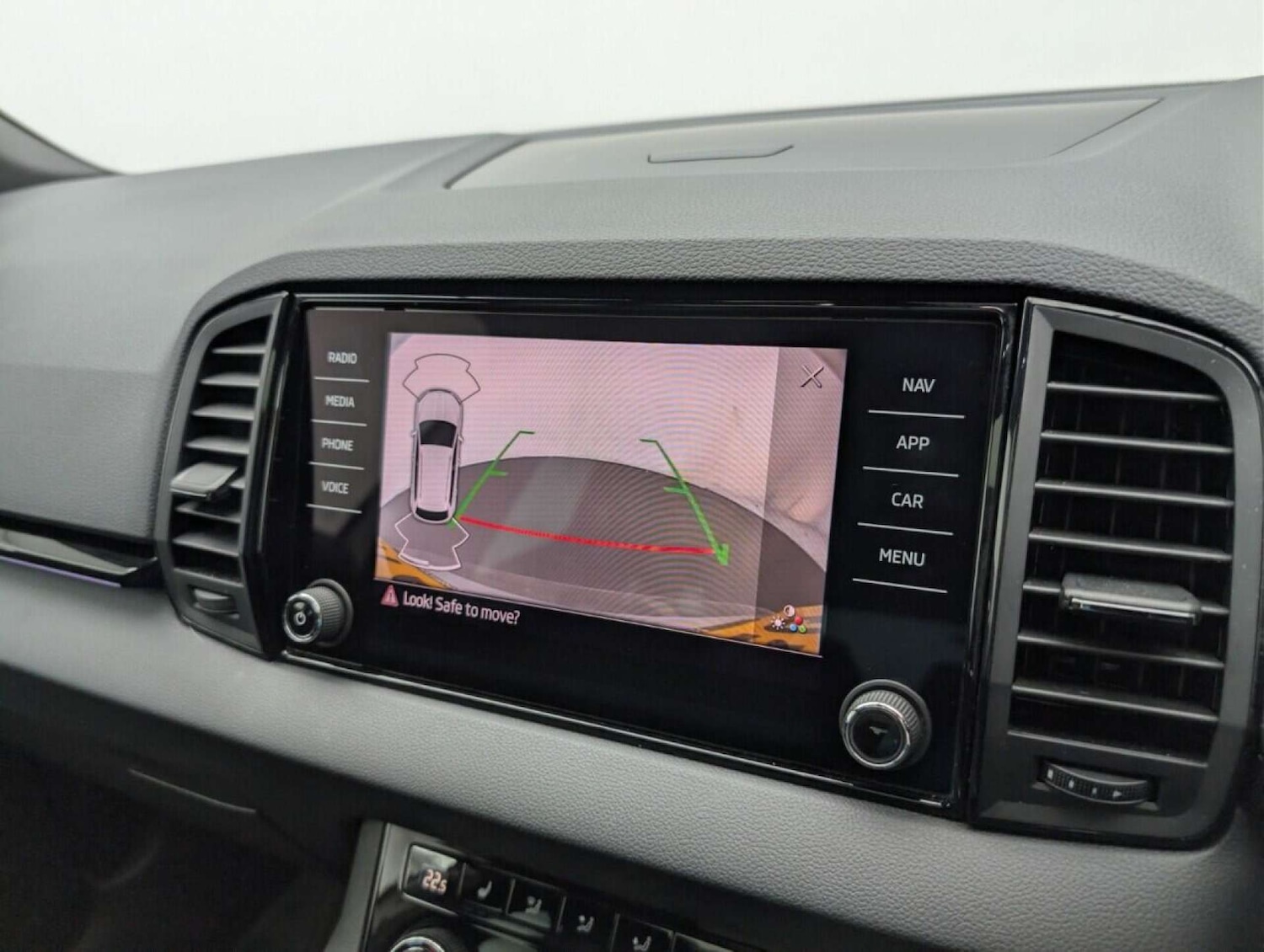 Used Skoda Karoq 2022 for sale - 77713742: Photo 15