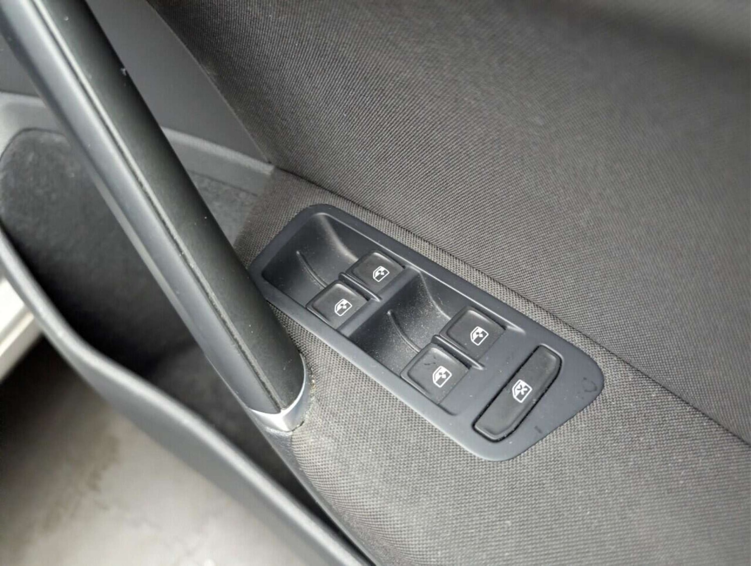 Used Volkswagen Golf 2016 for sale - 77714560: Photo 19