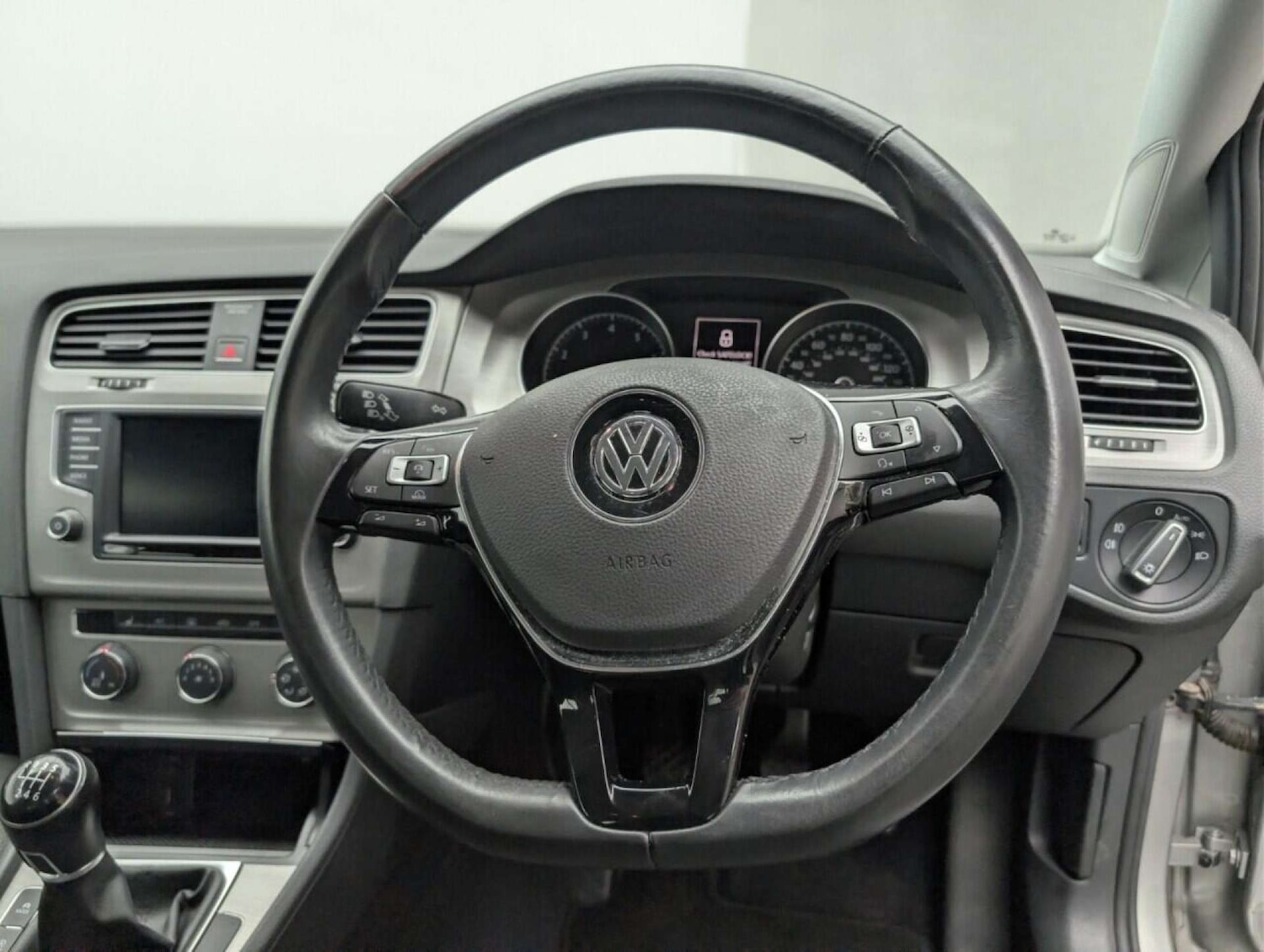 Used Volkswagen Golf 2016 for sale - 77714560: Photo 20