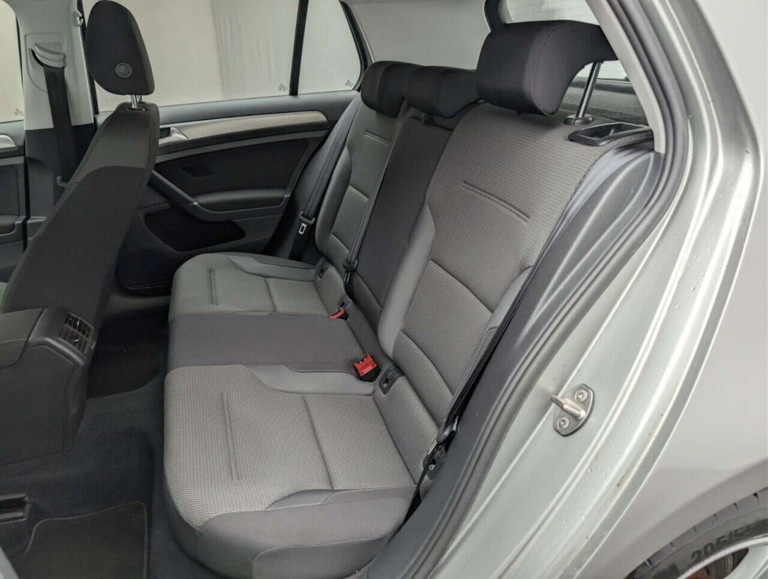 Used Volkswagen Golf 2016 for sale - 77714560: Photo 24