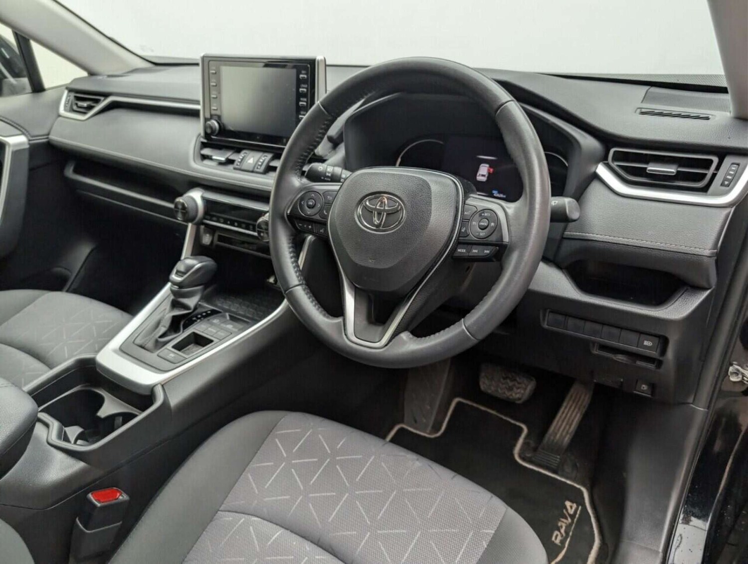 Used Toyota RAV4 2021 for sale - 77713688: Photo 11