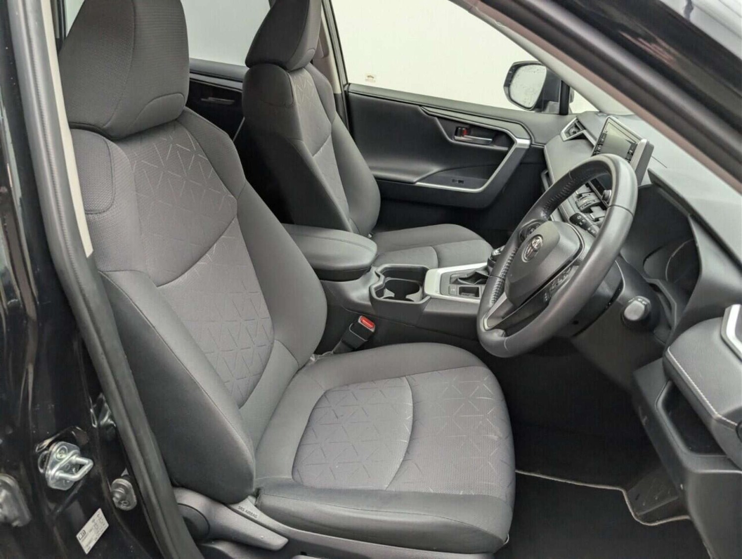 Used Toyota RAV4 2021 for sale - 77713688: Photo 12