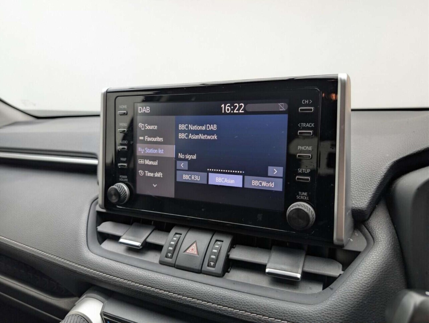 Used Toyota RAV4 2021 for sale - 77713688: Photo 13