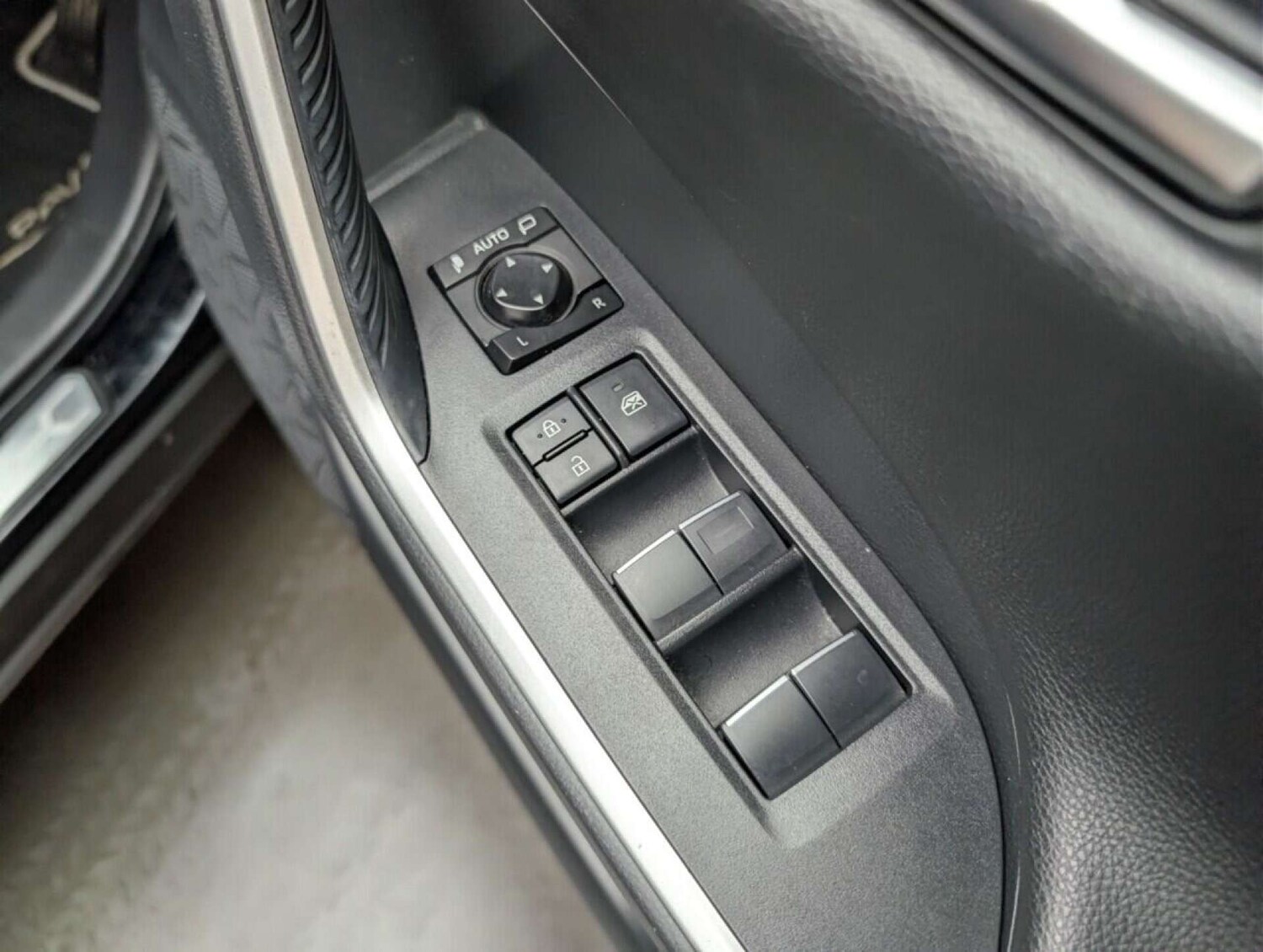 Used Toyota RAV4 2021 for sale - 77713688: Photo 22