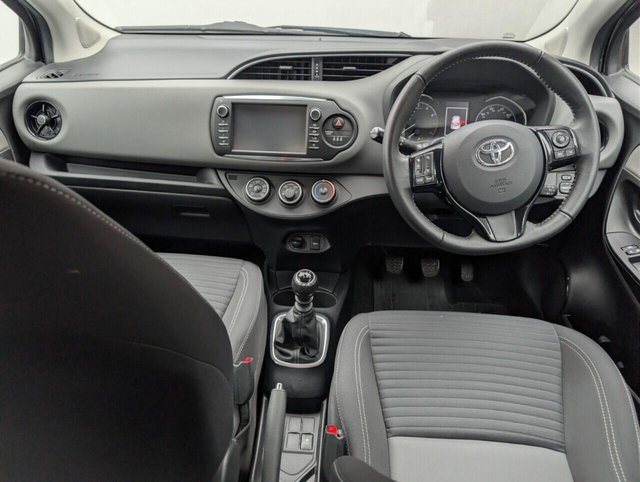 Used Toyota Yaris 2019 for sale - 77131234: Photo 21