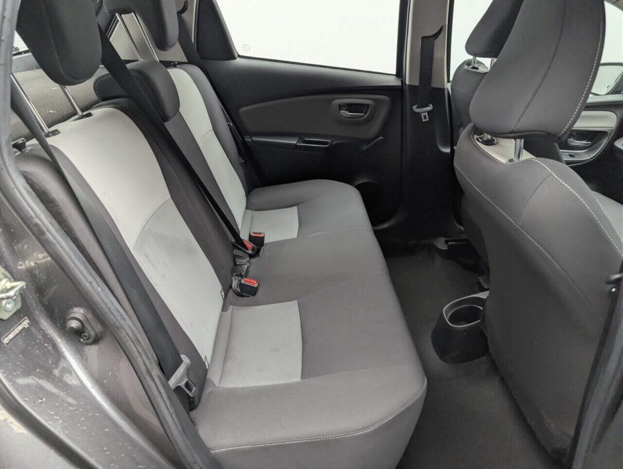Used Toyota Yaris 2019 for sale - 77131234: Photo 22