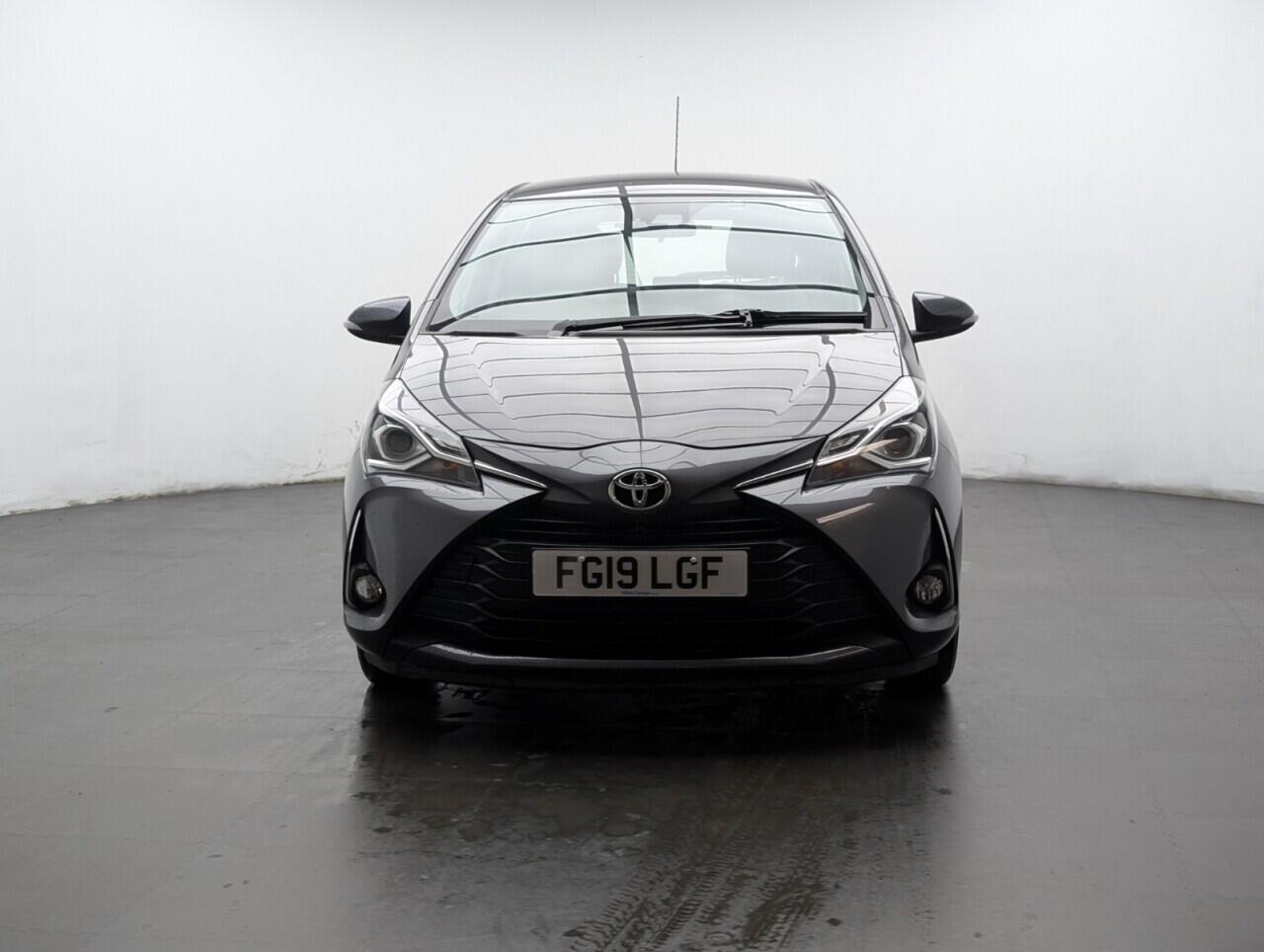 Used Toyota Yaris 2019 for sale - 77131234: Photo 3
