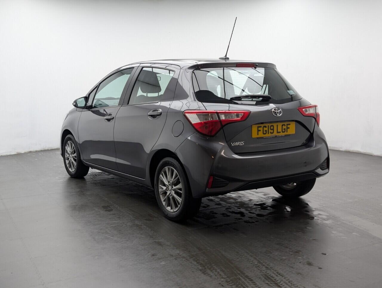 Used Toyota Yaris 2019 for sale - 77131234: Photo 6