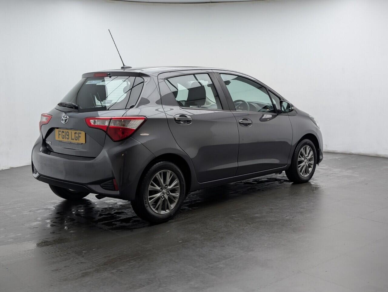 Used Toyota Yaris 2019 for sale - 77131234: Photo 8