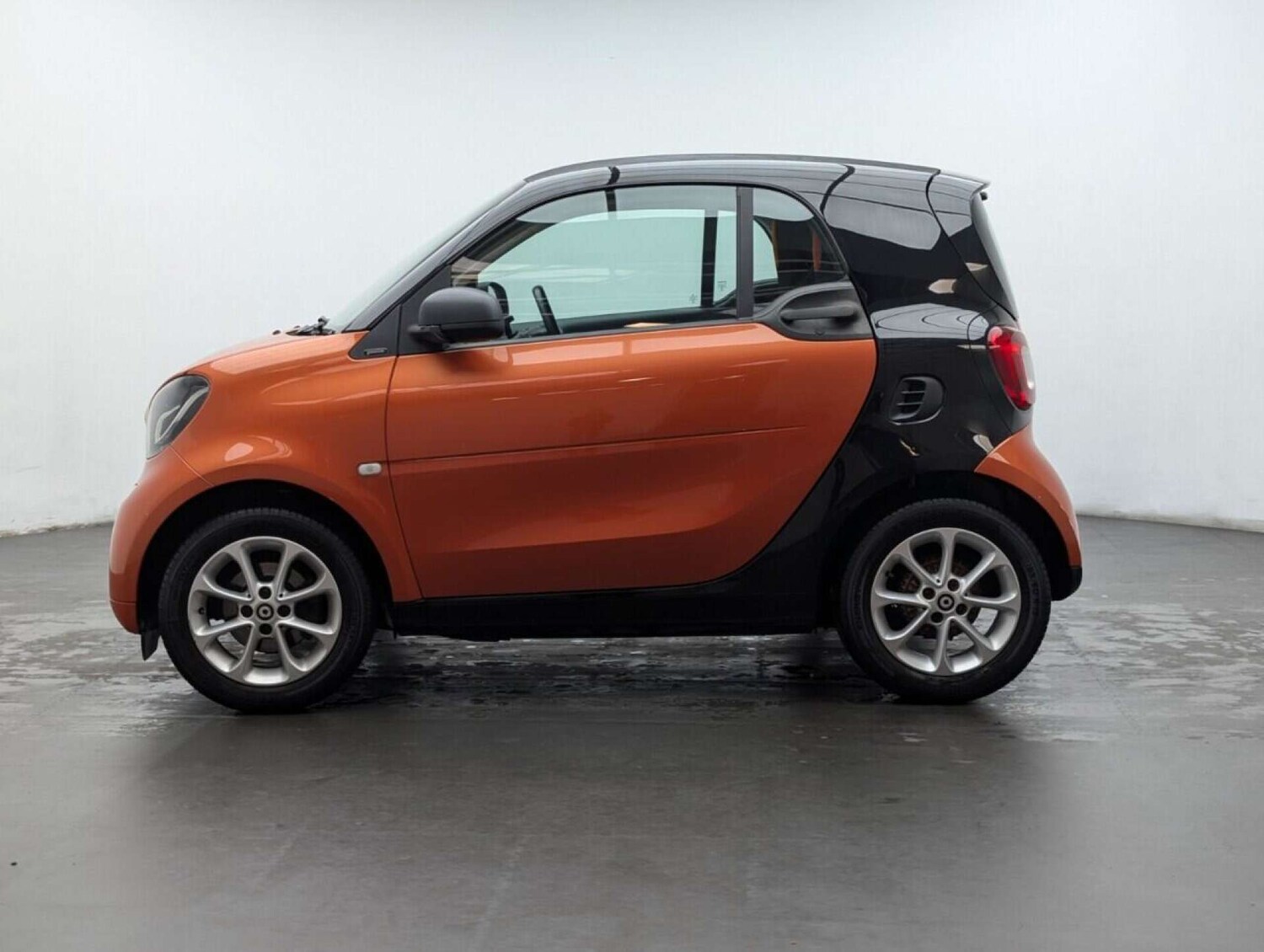 Used smart fortwo 2018 for sale - 77714661: Photo 17