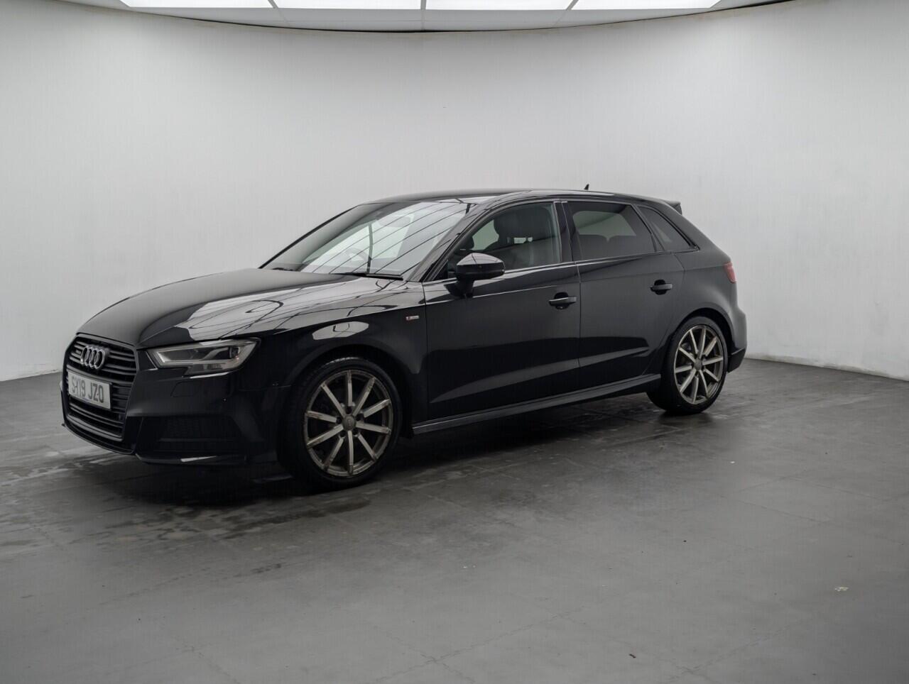 Used Audi A3 2019 for sale - 77387240: Photo 4