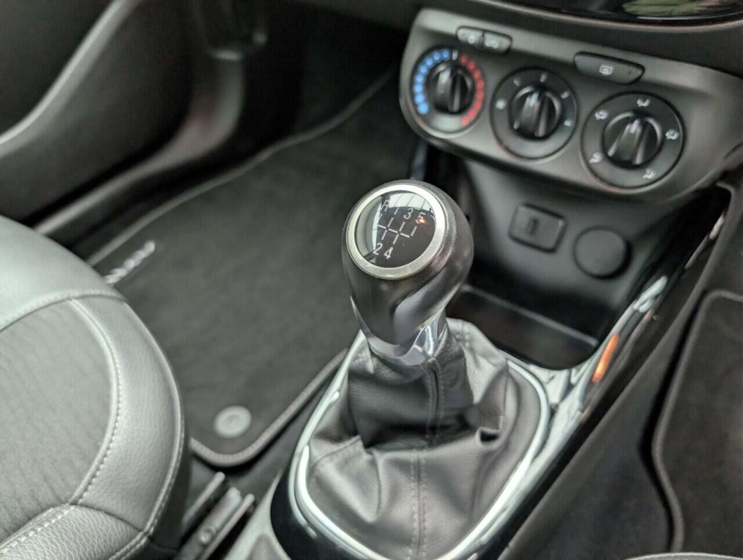 Used Vauxhall ADAM 2017 for sale - 77714863: Photo 16