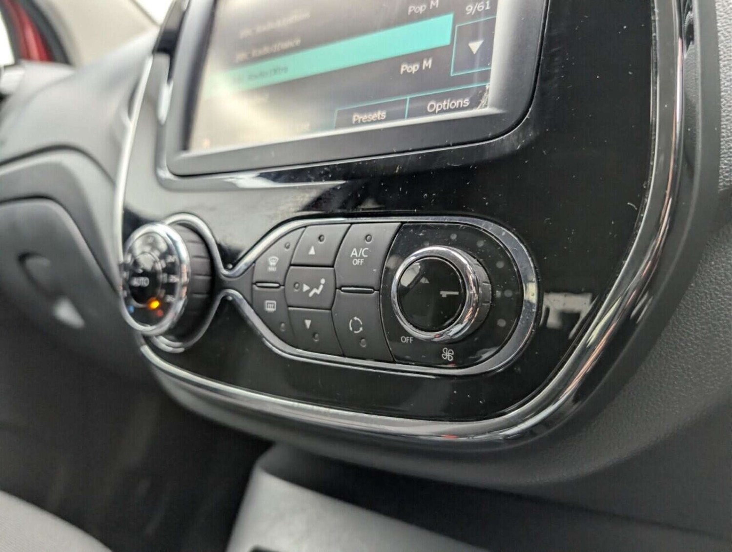 Used Renault Captur 2017 for sale - 77712998: Photo 14