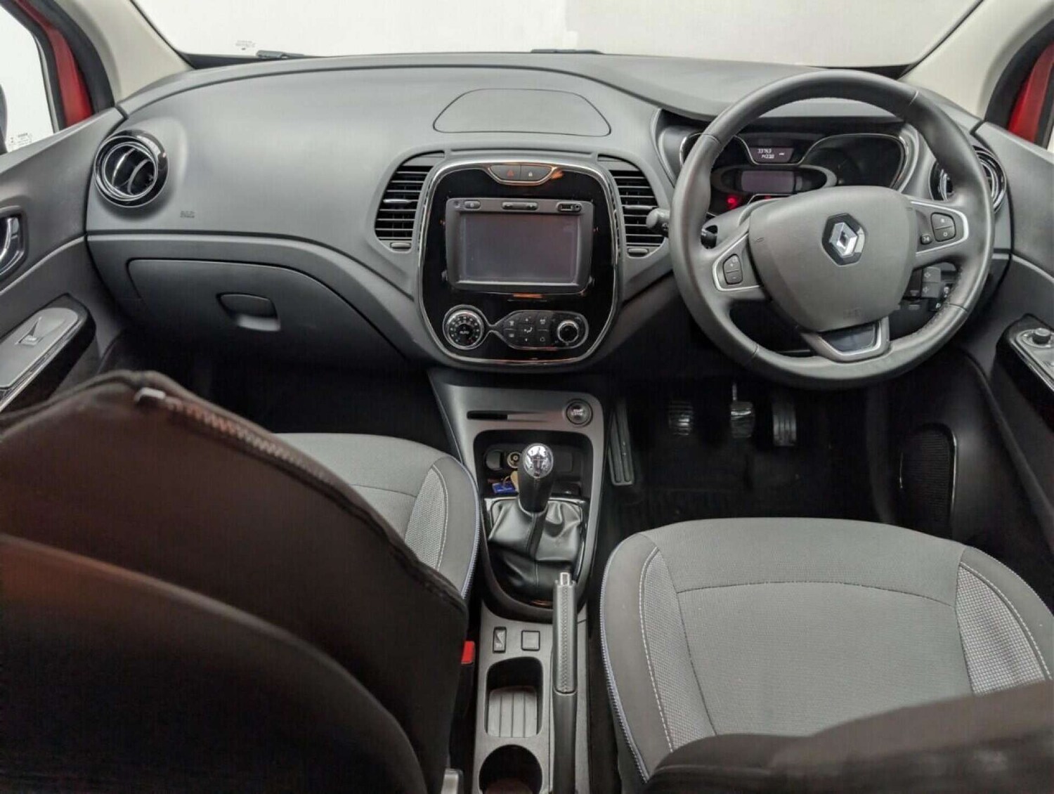 Used Renault Captur 2017 for sale - 77712998: Photo 22