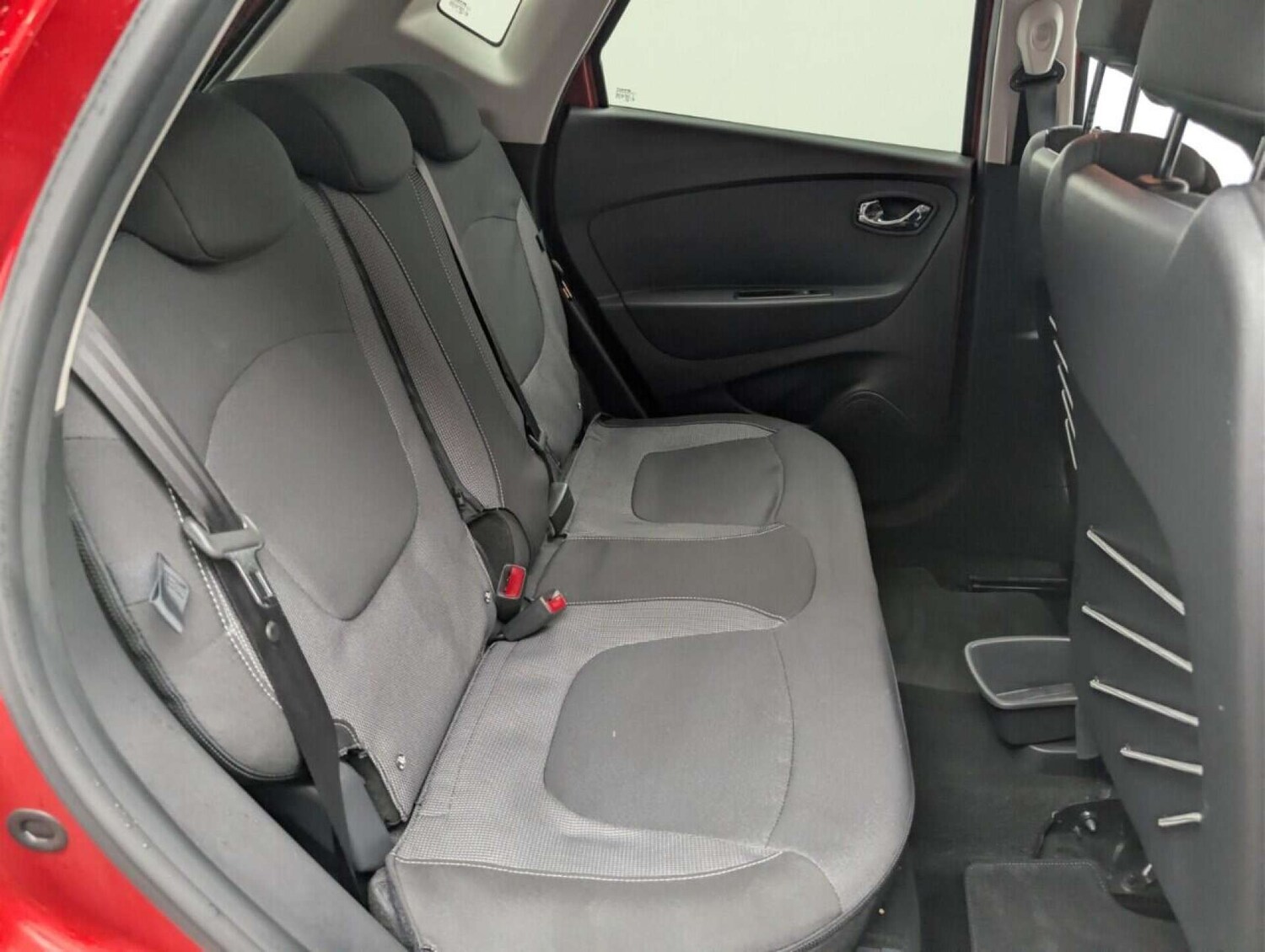 Used Renault Captur 2017 for sale - 77712998: Photo 23