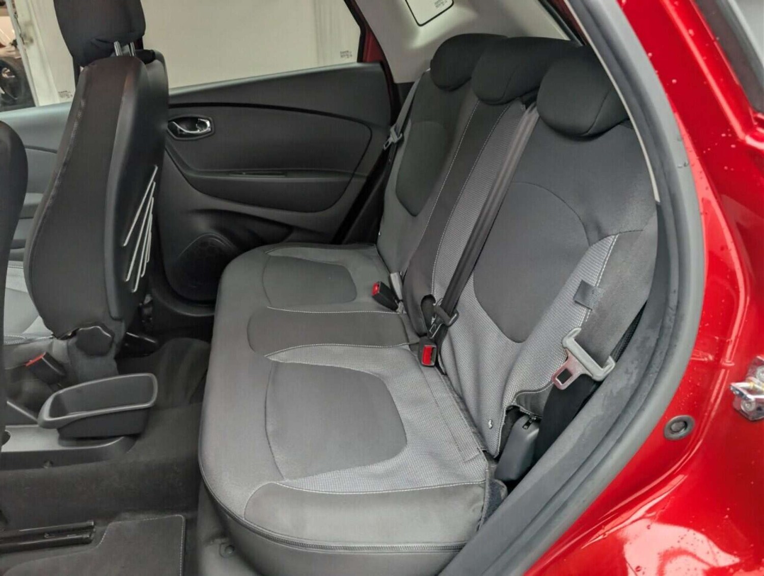 Used Renault Captur 2017 for sale - 77712998: Photo 25