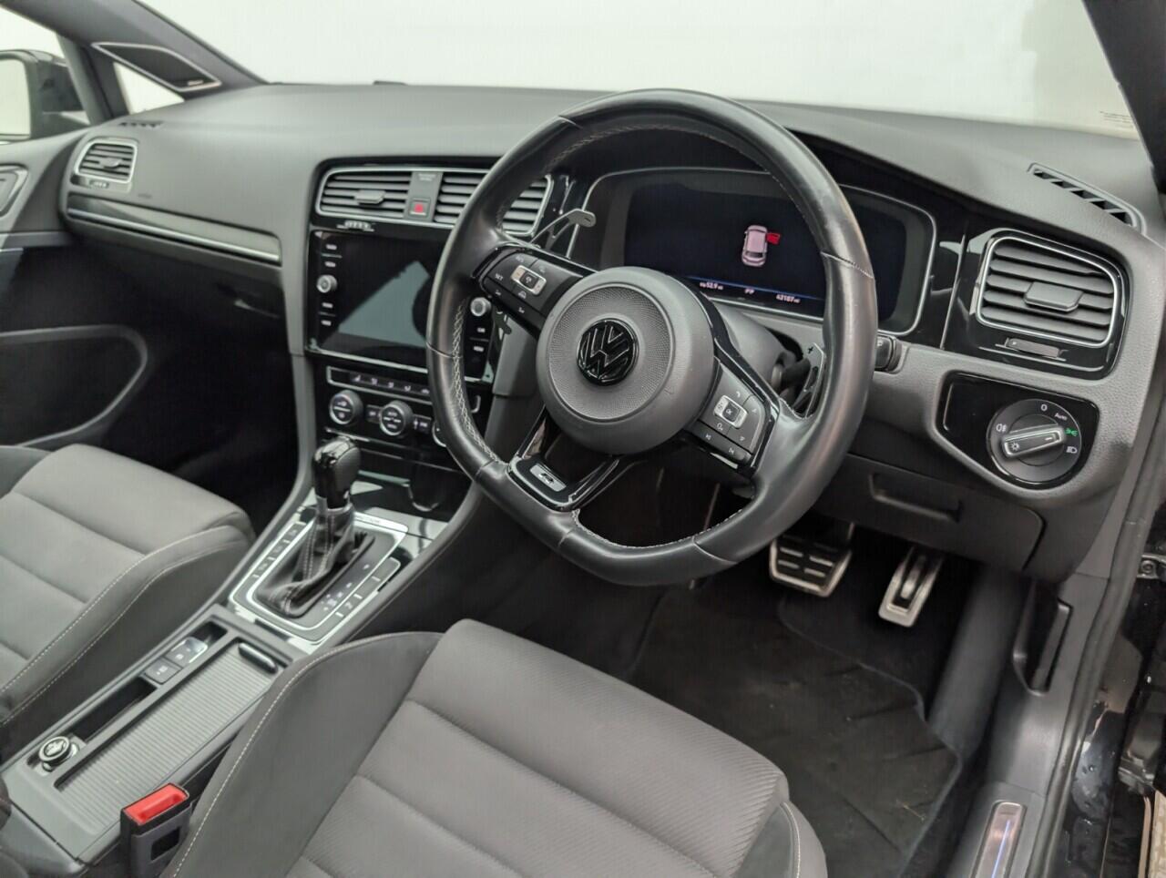 Used Volkswagen Golf for sale - 76996077: Photo 11