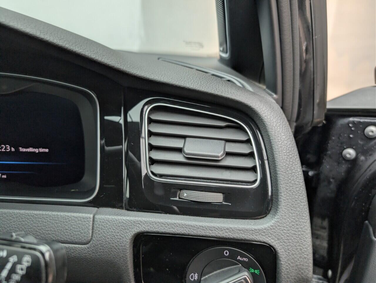 Used Volkswagen Golf for sale - 76996077: Photo 21