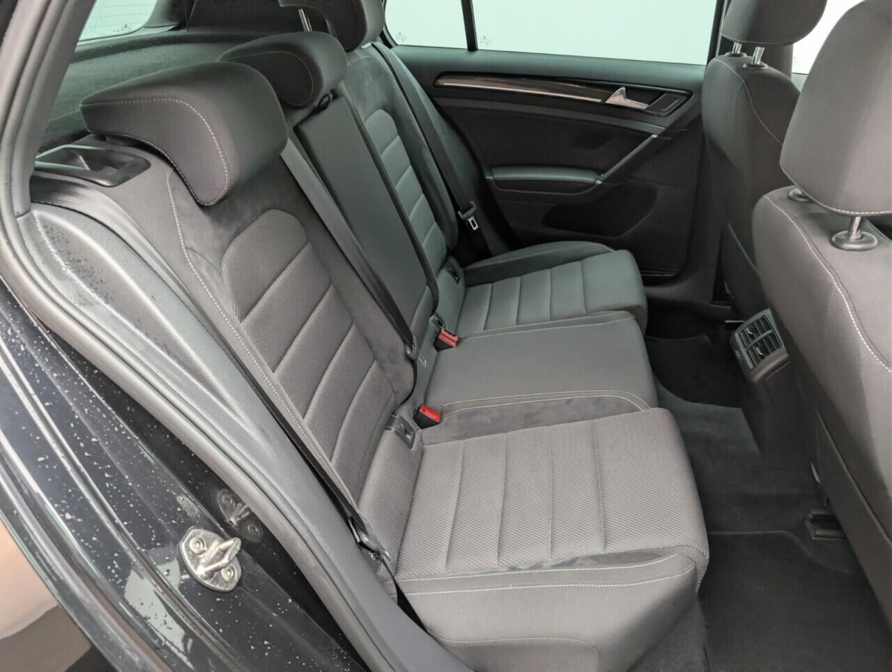 Used Volkswagen Golf for sale - 76996077: Photo 25