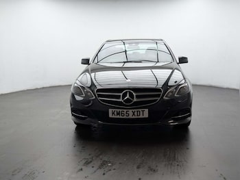 Used Mercedes-Benz E Class 2015 for sale - 77713957: Photo